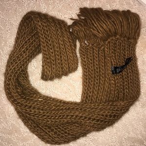Beautiful chestnut scarf